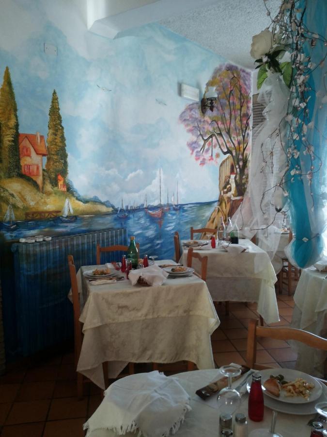 Hotel Villa Laura Rimini Dış mekan fotoğraf