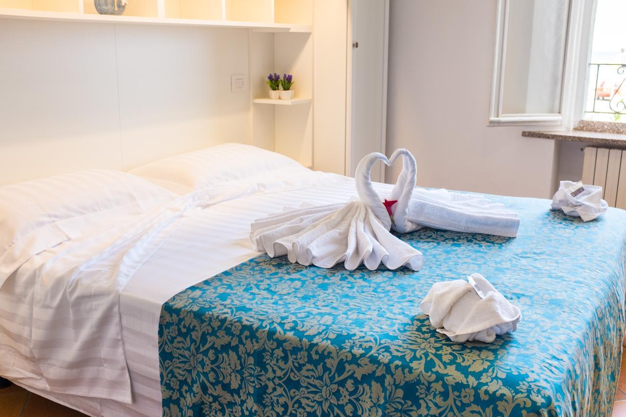 Hotel Villa Laura Rimini Dış mekan fotoğraf