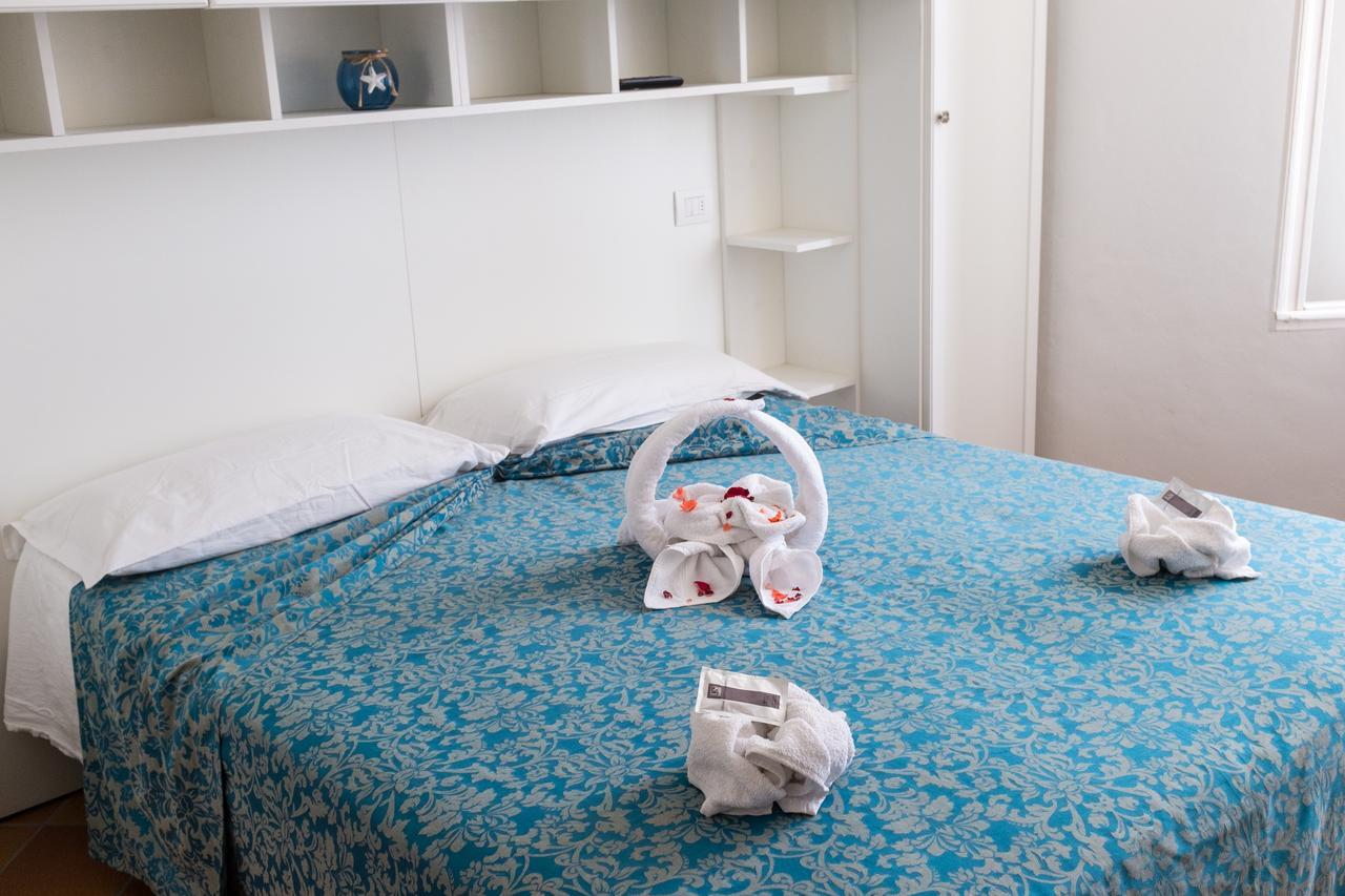 Hotel Villa Laura Rimini Dış mekan fotoğraf