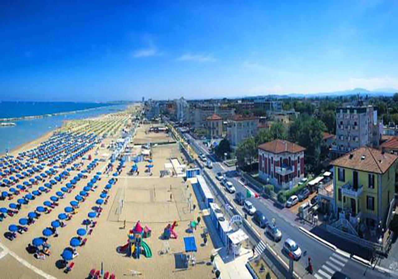Hotel Villa Laura Rimini Dış mekan fotoğraf